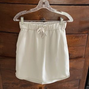 Lulu Lemon sporty skirt